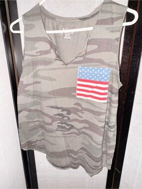 Natural Reflections Olive Camo Tank with Flag Pocket